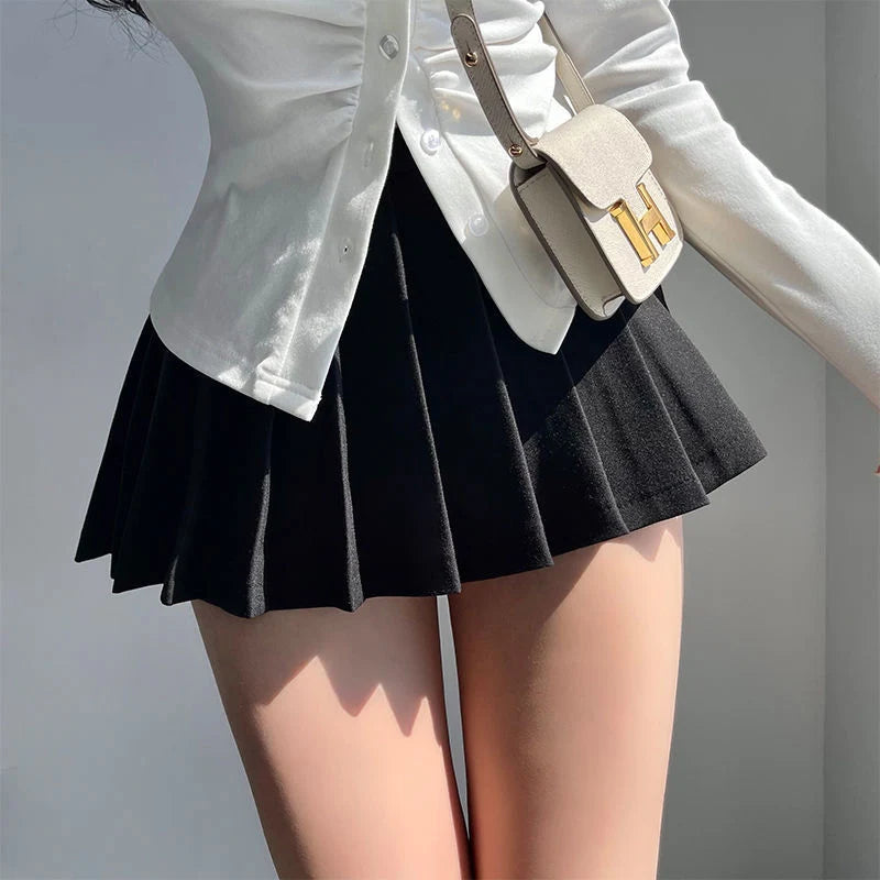 High Waist Pleated Skirt with Shorts - Black / XS